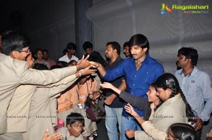 Gopichand and Taapsee at Saahasam Show to Students