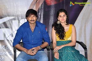 Gopichand and Taapsee at Saahasam Show to Students