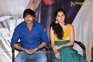 Gopichand and Taapsee at Saahasam Show to Students