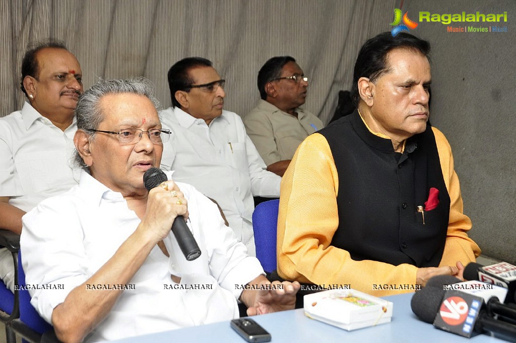 TSR National Yash Chopra Memorial Award 2013 Press Meet