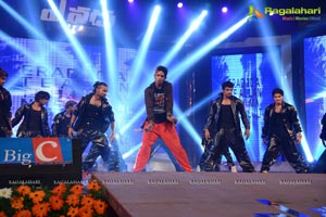 Yevadu Audio Release Function Photos