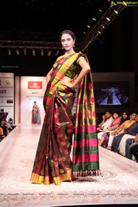 Hyderabad Fashion Week 2013 Photo Gallery