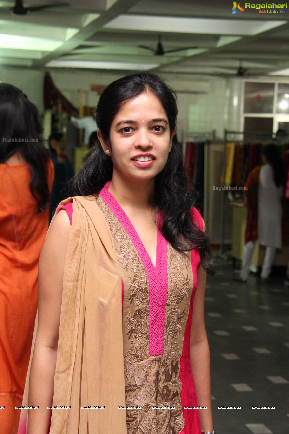 Aakruthi Vastra Exhibition