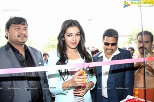 Catherine Tresa inaugurates Big C at KPHB Colony, Hyderabad