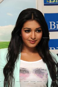 Catherine Tresa inaugurates Big C at KPHB Colony, Hyderabad