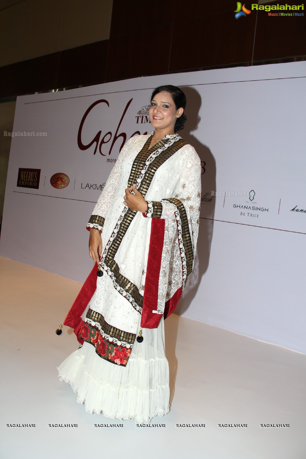 Shreedevi Chowdary inaugurates Times Gehena Jewellery and Bridal Exhibition