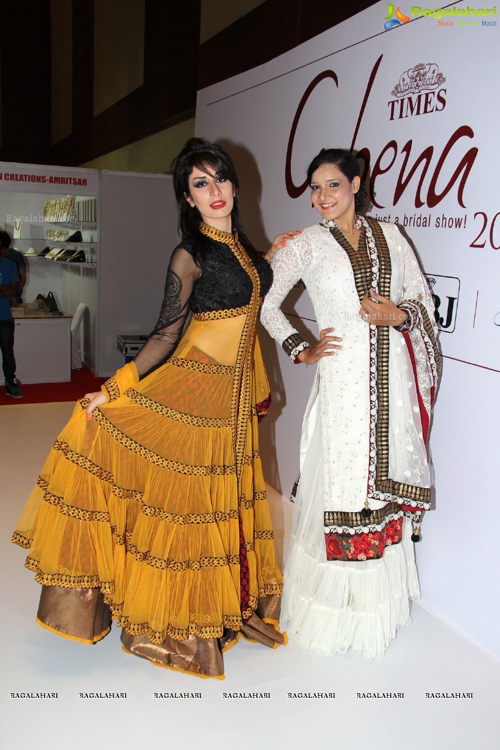 Shreedevi Chowdary inaugurates Times Gehena Jewellery and Bridal Exhibition