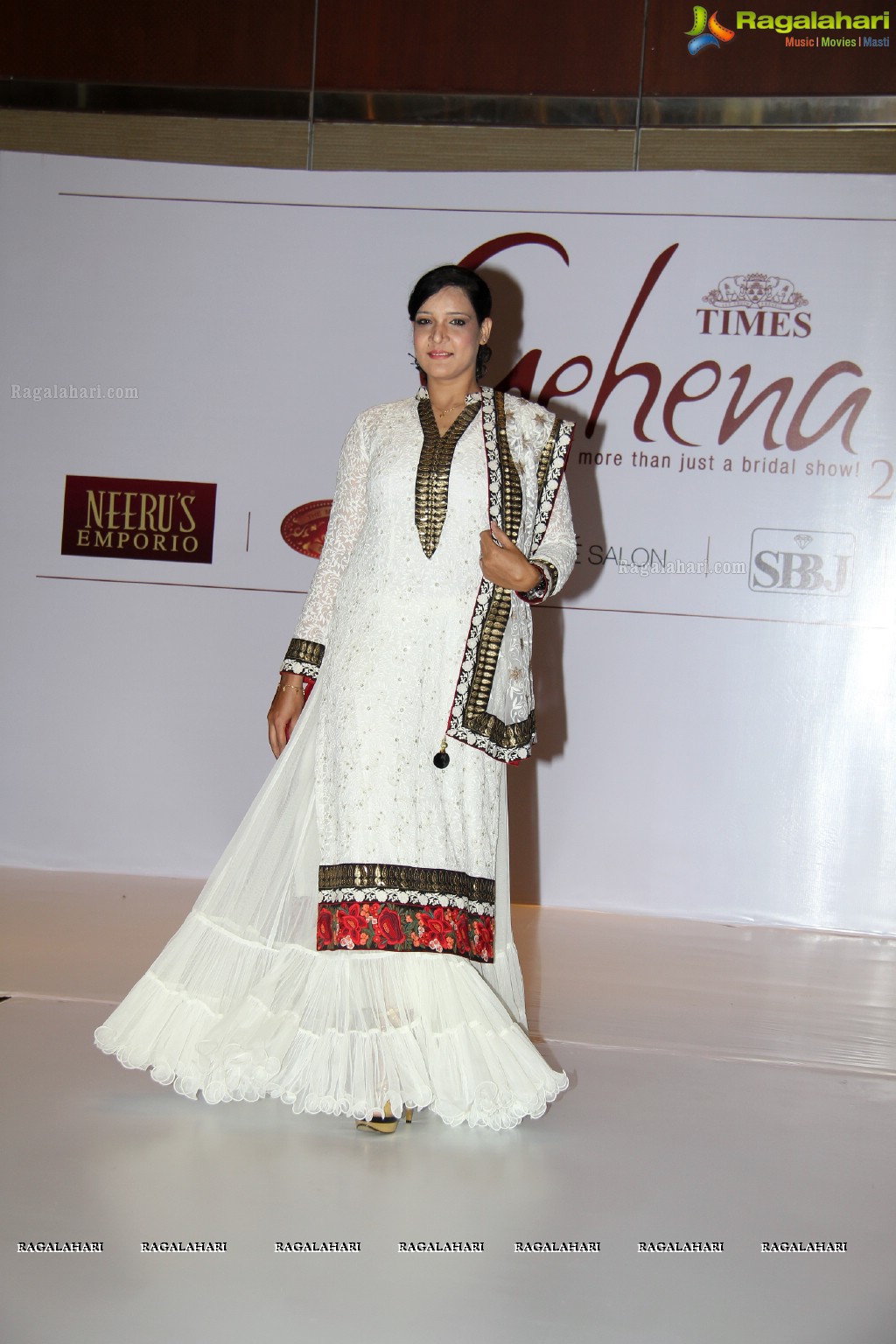 Shreedevi Chowdary inaugurates Times Gehena Jewellery and Bridal Exhibition