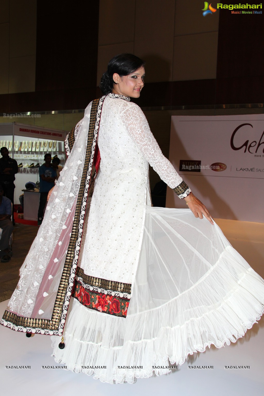 Shreedevi Chowdary inaugurates Times Gehena Jewellery and Bridal Exhibition