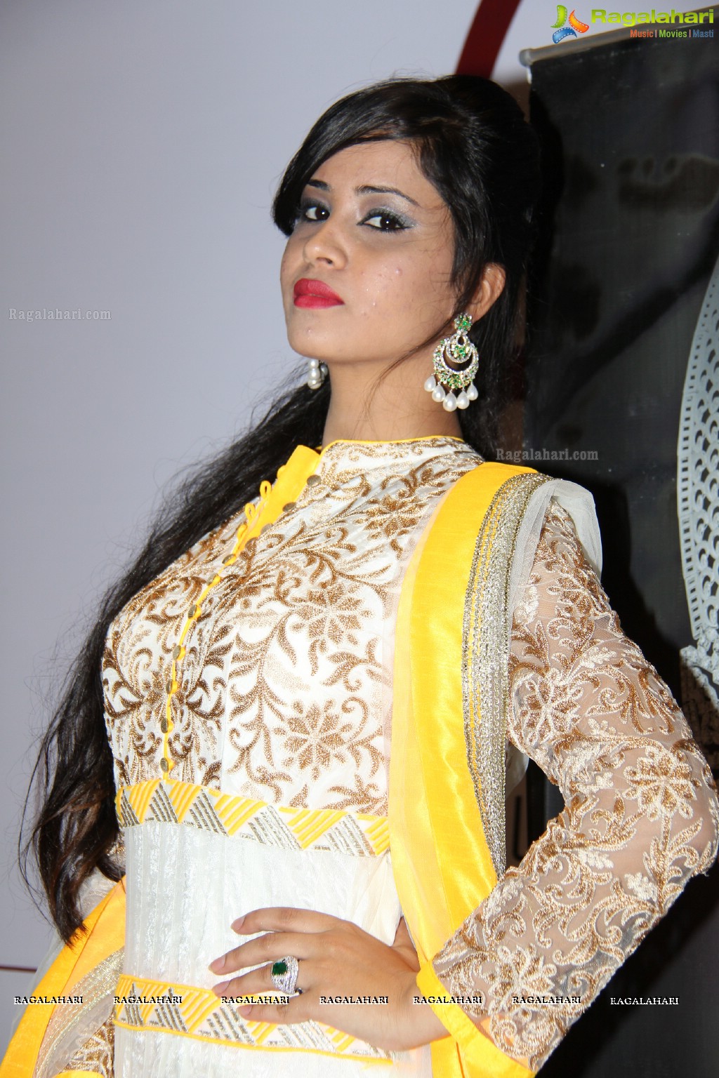 Shreedevi Chowdary inaugurates Times Gehena Jewellery and Bridal Exhibition