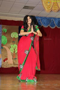 Hyderabad St. Francis College For Women 2013 Freshers Party