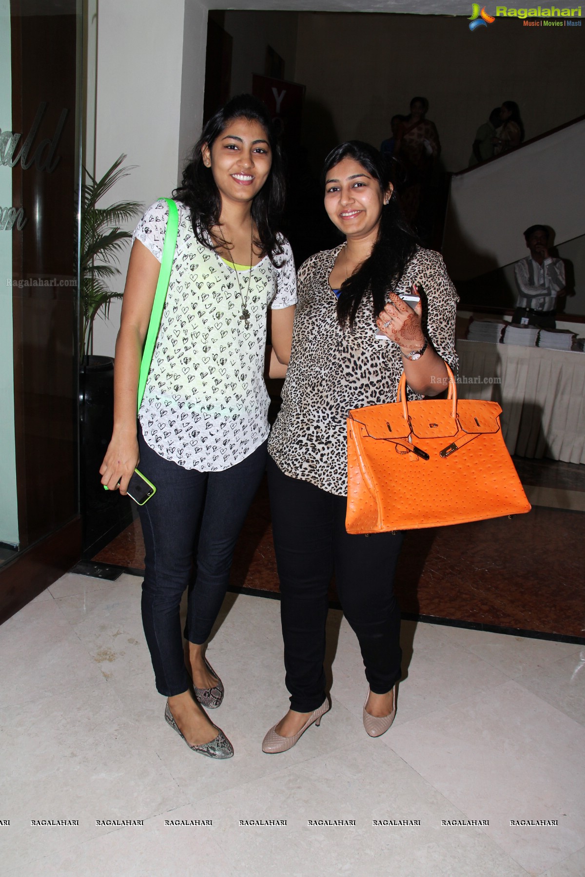 Kamini Saraf's Fashion Yatra at Taj Krishna, Hyderabad