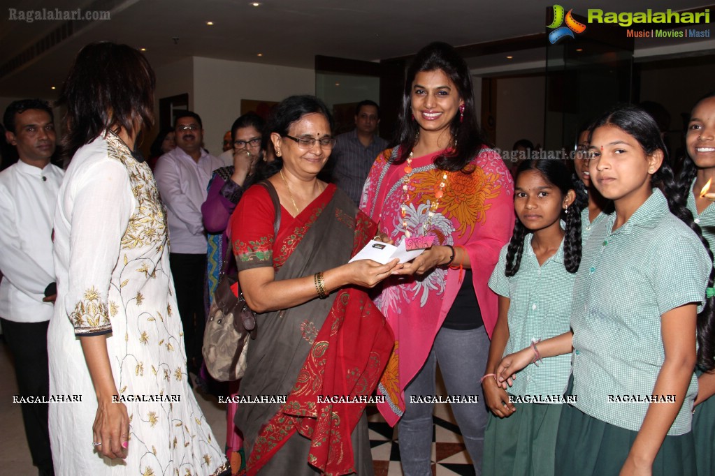 Pinky Reddy inaugurates Fashion Yatra (July 2013) Exhibition at Taj Krishna, Hyderabad