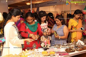 Kamini Saraf Fashion Yatra Exhibition