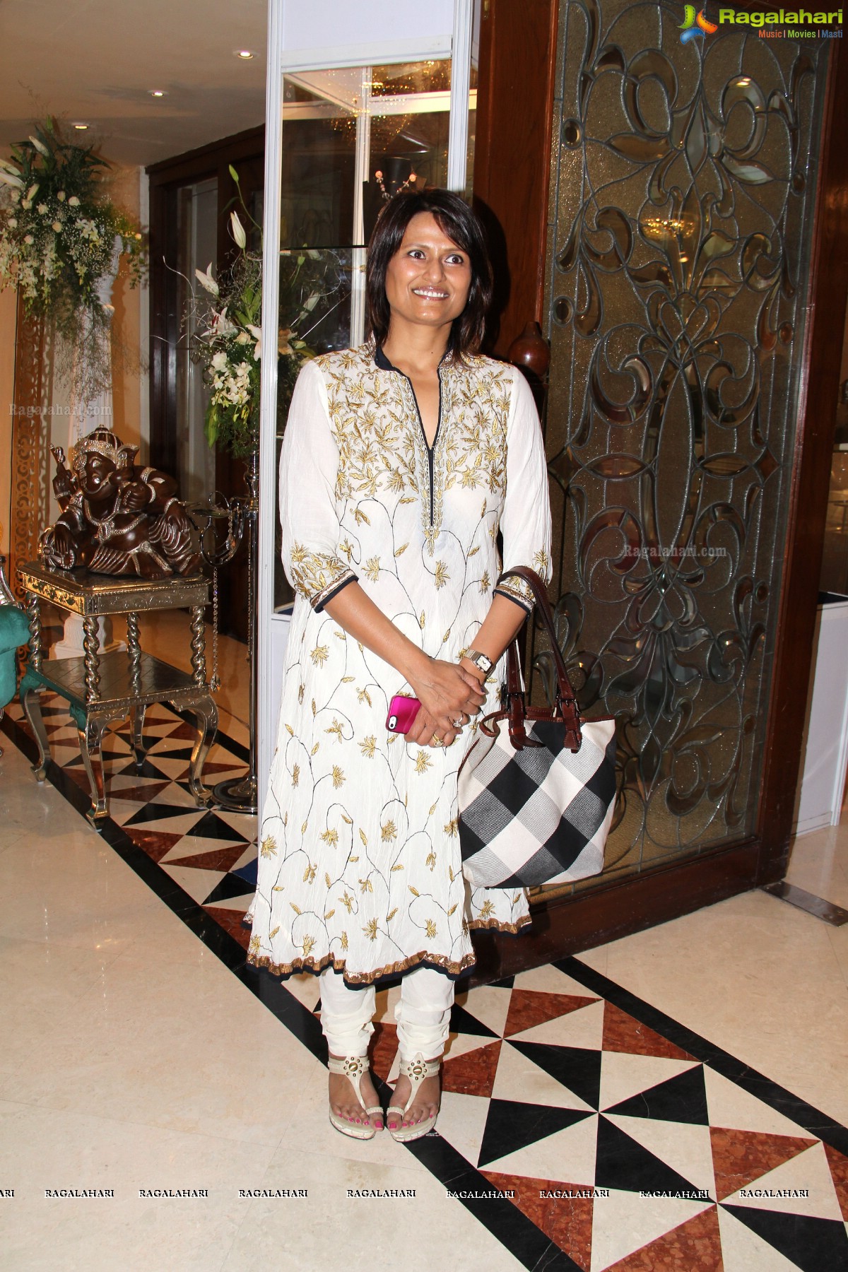 Pinky Reddy inaugurates Fashion Yatra (July 2013) Exhibition at Taj Krishna, Hyderabad