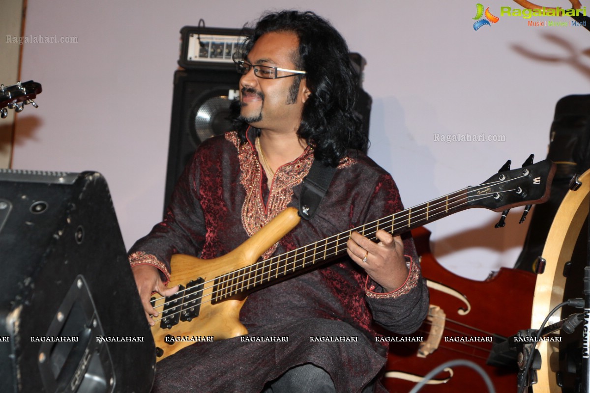 Monsoon Regatta - The Sharik Hasan Quartet Jazz Concert 