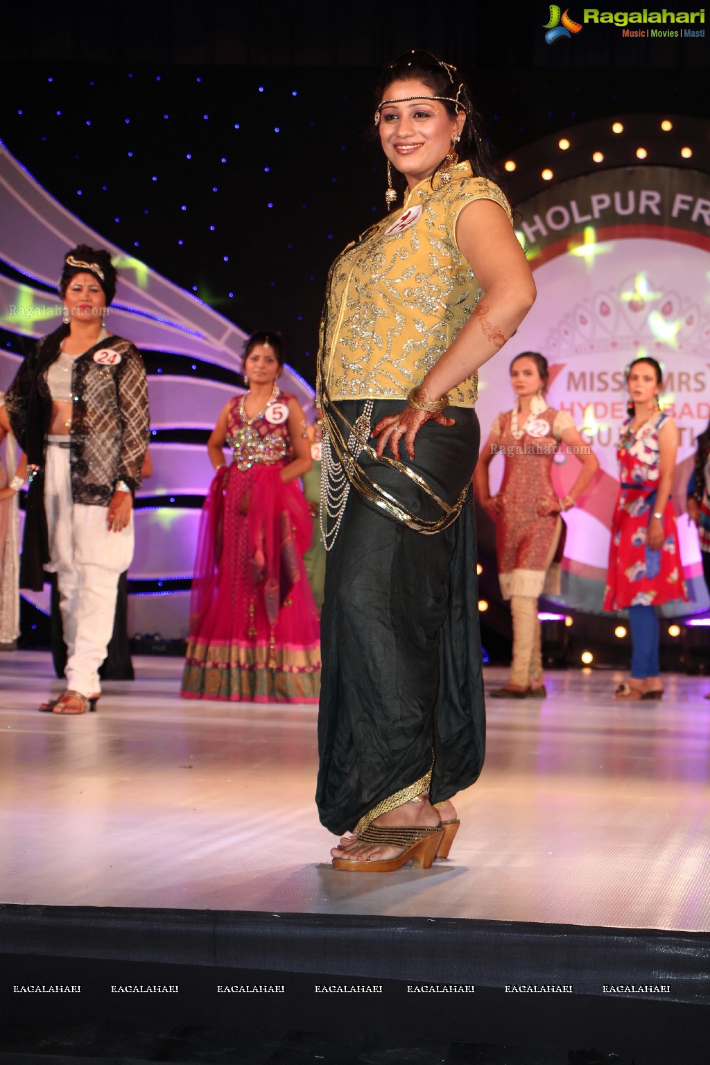 Miss & Mrs Hyderabad Gujarati 2013 Grand Finale