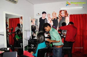 Naveena's Slimming & Cosmetic Clinic Launch