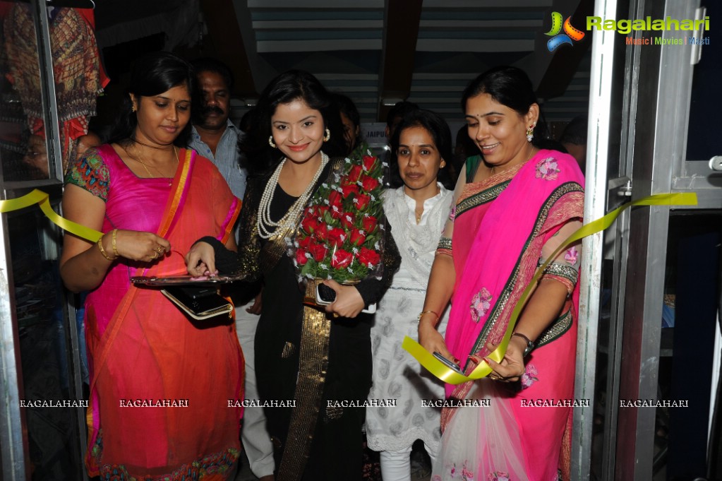 Gehana Vasisth inaugurates Parinaya Wedding Fair at Sri Satyasai Nigamagamam