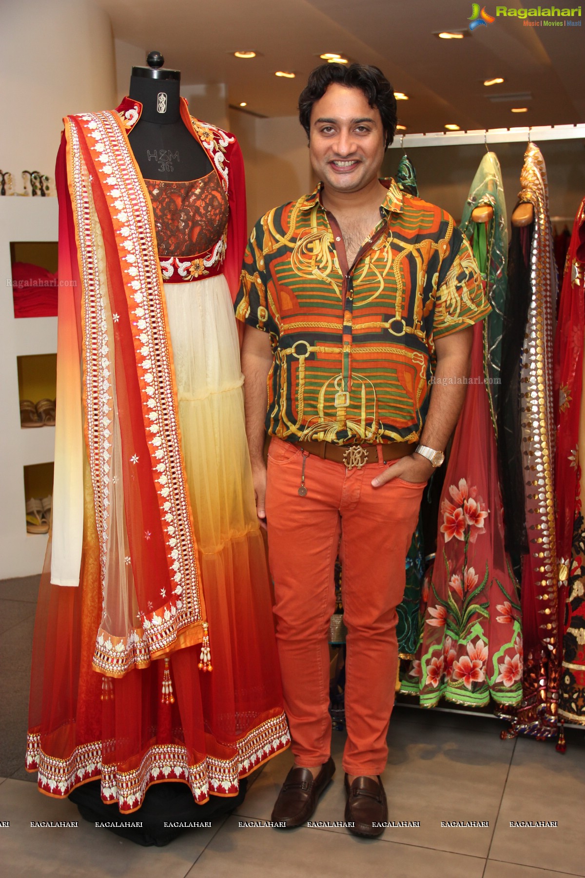 Quixotic Regalia: Rajdeep Ranawat Autumn Winter 2013 Collection Launch at Anahita