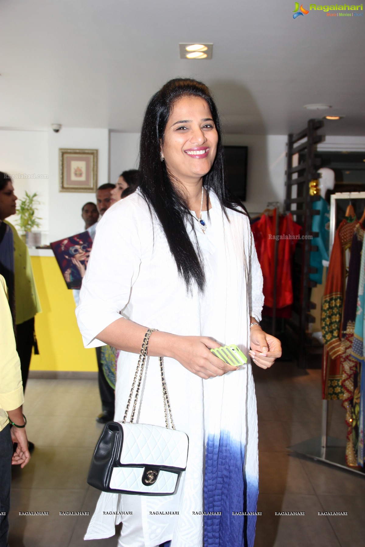 Quixotic Regalia: Rajdeep Ranawat Autumn Winter 2013 Collection Launch at Anahita