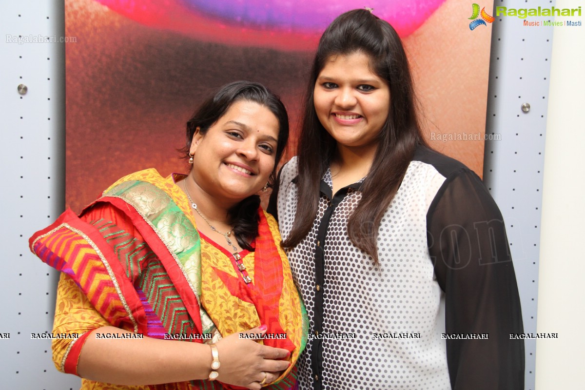 Russet by Ridhima and Ruchika at Era'Shsish Studio, Hyderabad