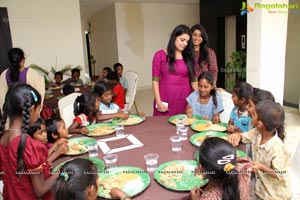 Tashu Kaushik at Helping Hands Humanity