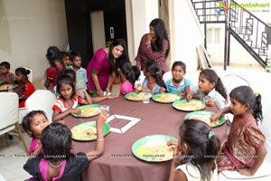 Tashu Kaushik at Helping Hands Humanity