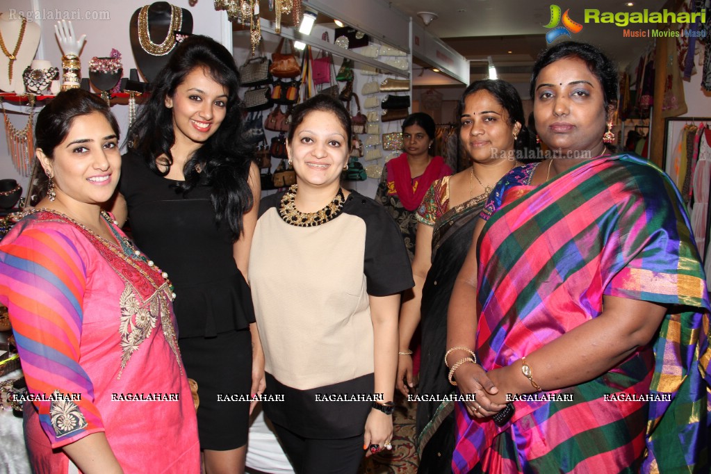 Tejaswi inaugurates Trendz Exhibition at Taj Krishna, Hyderabad