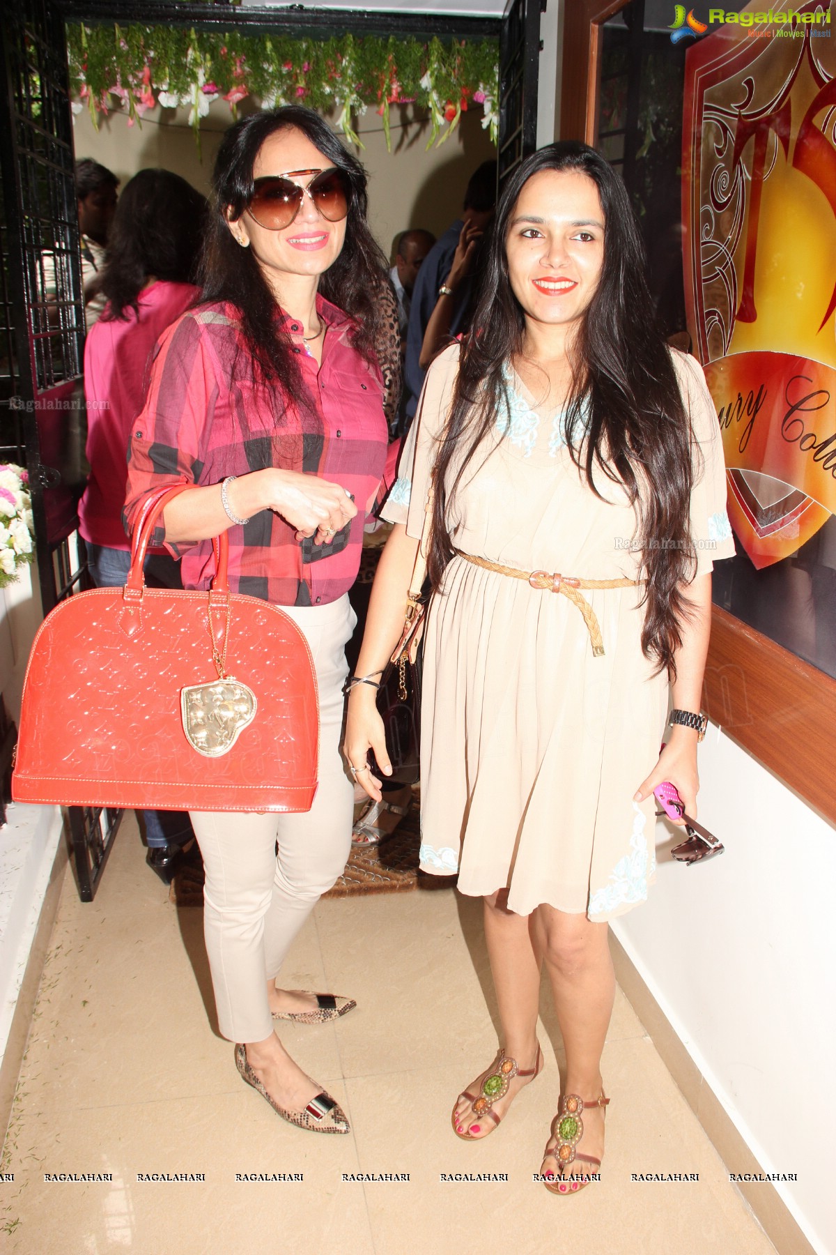 Trushna & Shruti Tibrewala TS Luxury Stores Launch, Hyderabad