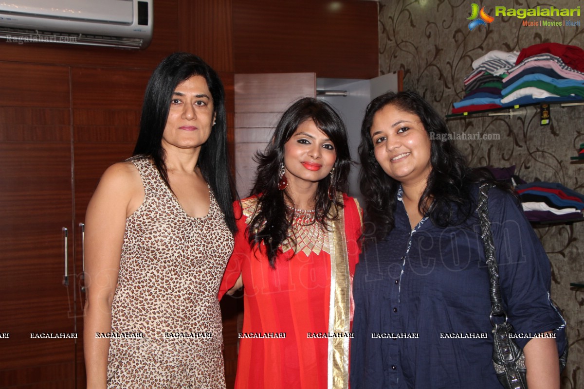 Trushna & Shruti Tibrewala TS Luxury Stores Launch, Hyderabad