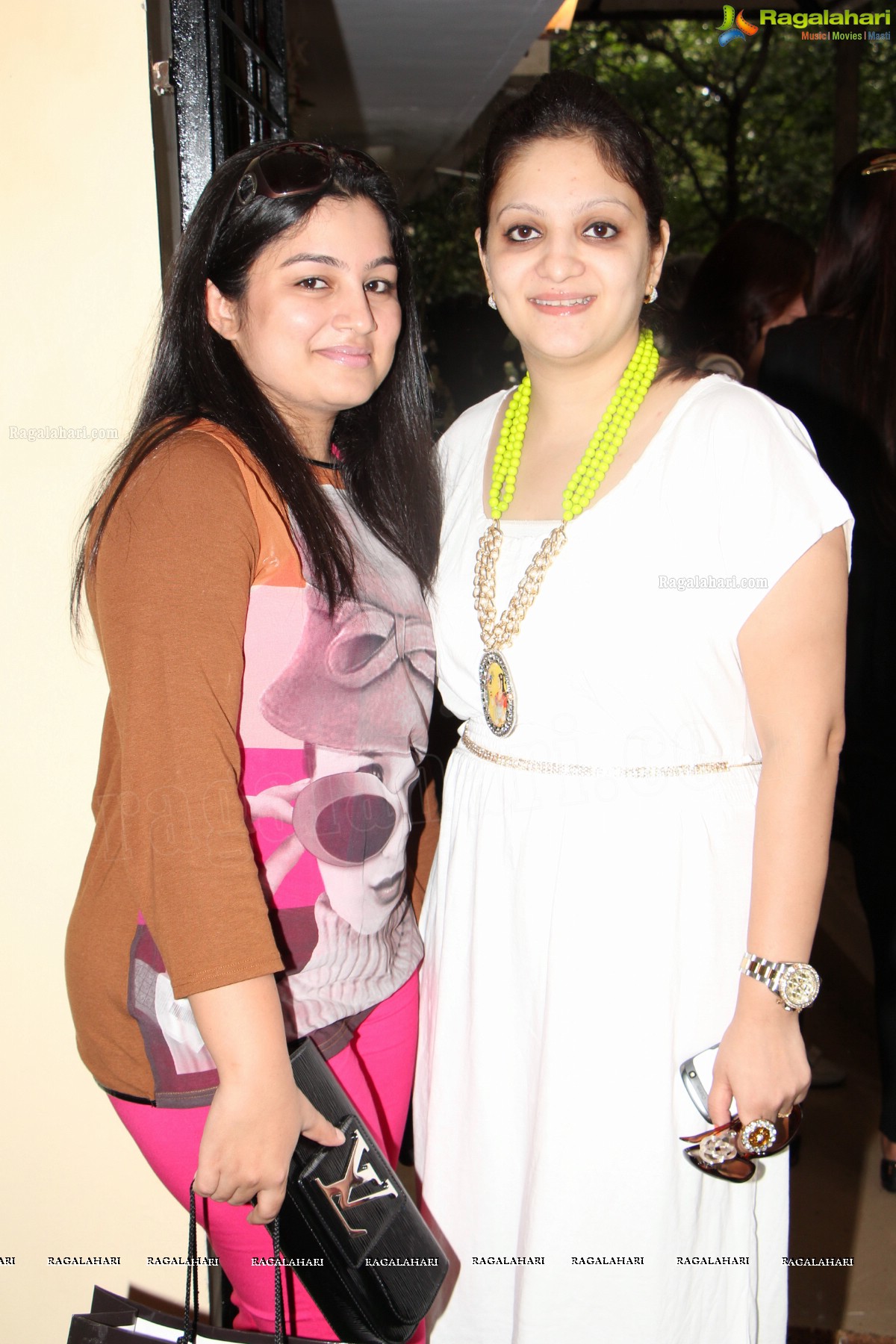 Trushna & Shruti Tibrewala TS Luxury Stores Launch, Hyderabad