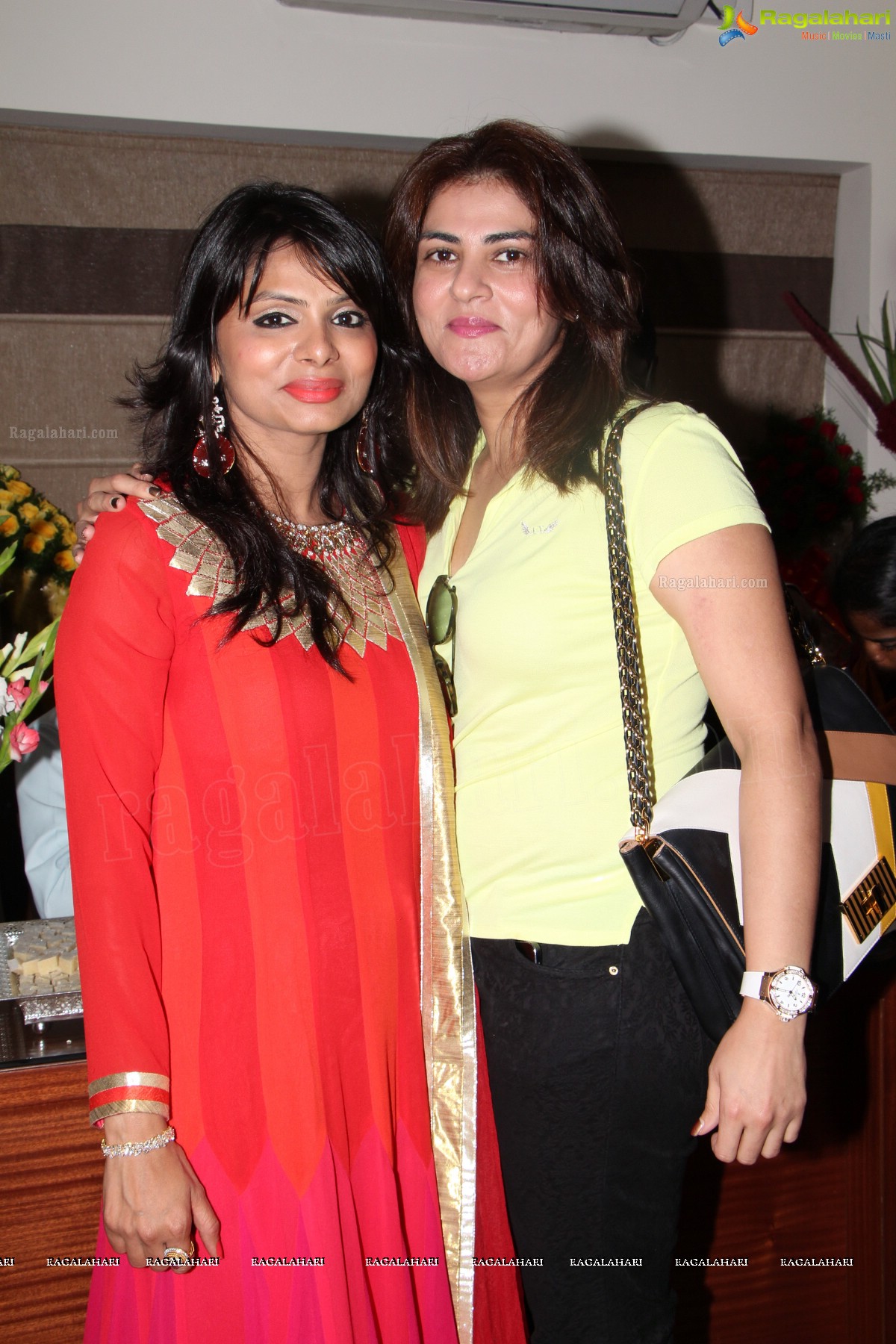 Trushna & Shruti Tibrewala TS Luxury Stores Launch, Hyderabad