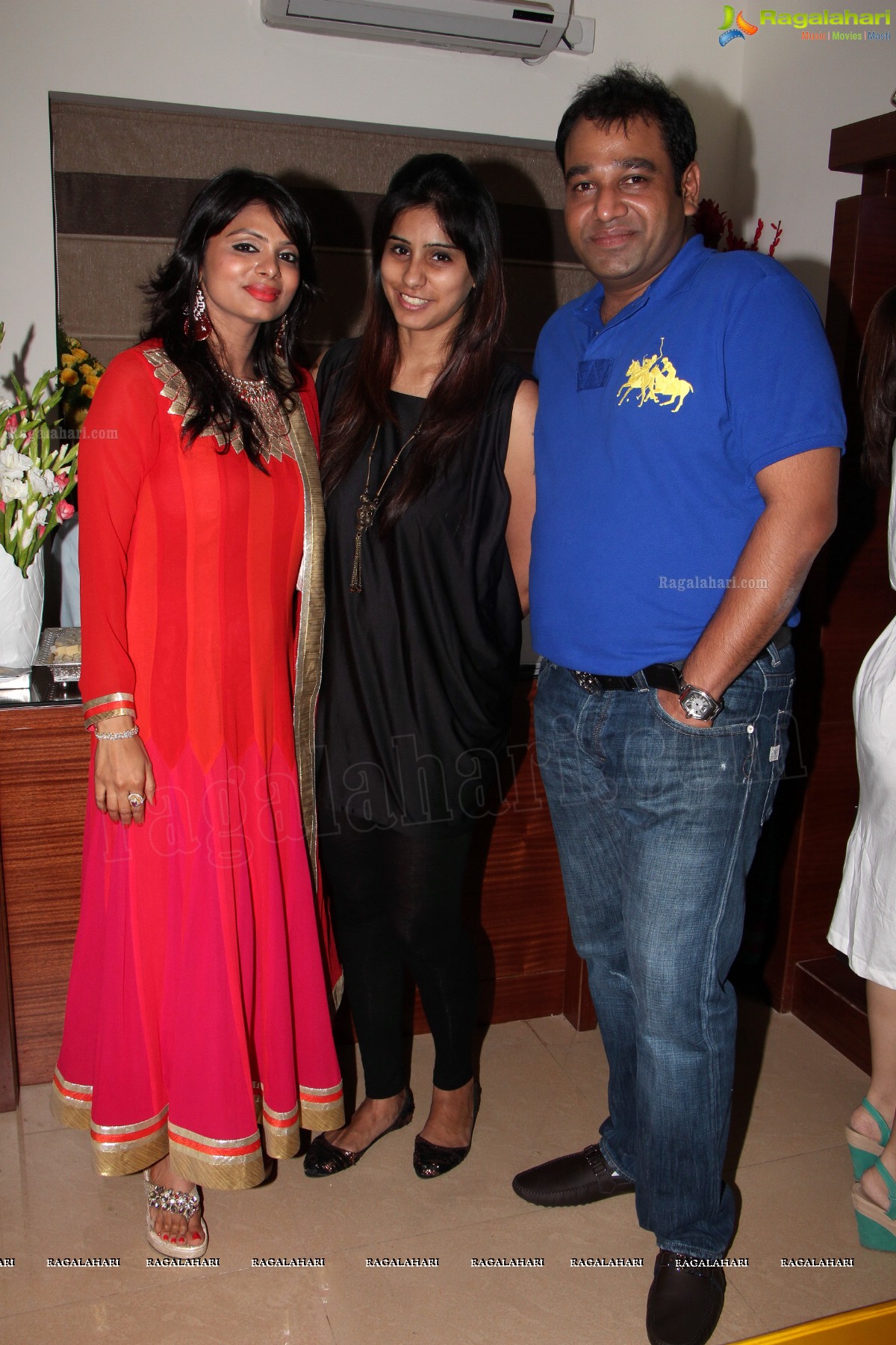 Trushna & Shruti Tibrewala TS Luxury Stores Launch, Hyderabad