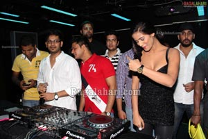 Poonam Pandey at Kismet Pub