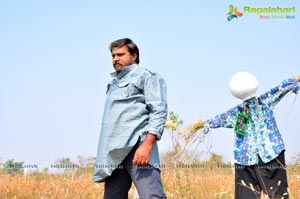 Kharjooram Working Stills