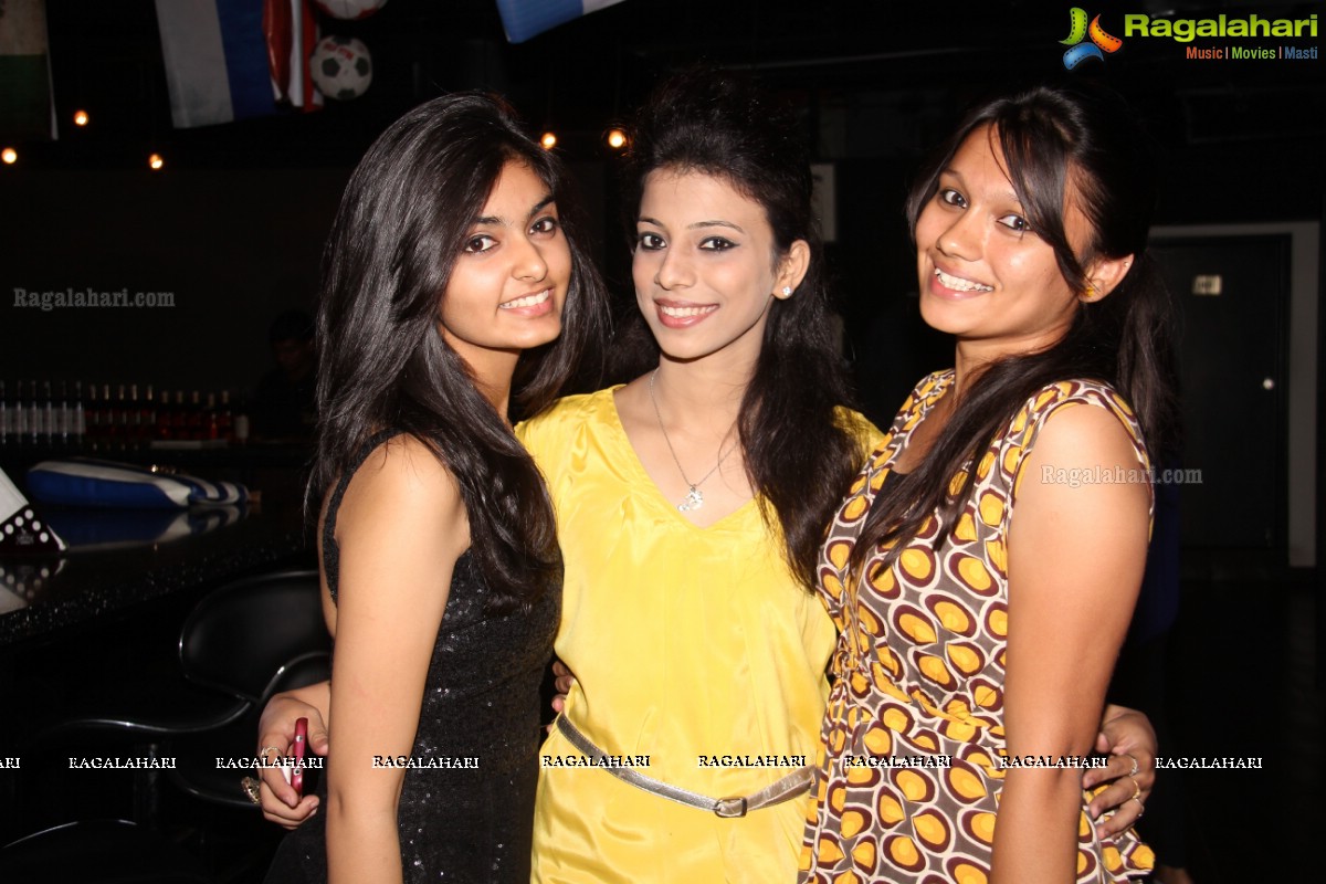 Aakanksha's 18th Birthday Bash at B&C, Hyderabad