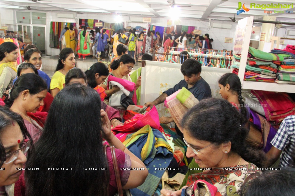 Aakruthi Vastra Exhibition (July 2014)