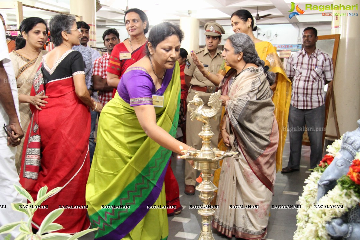 Aakruthi Vastra Exhibition (July 2014)