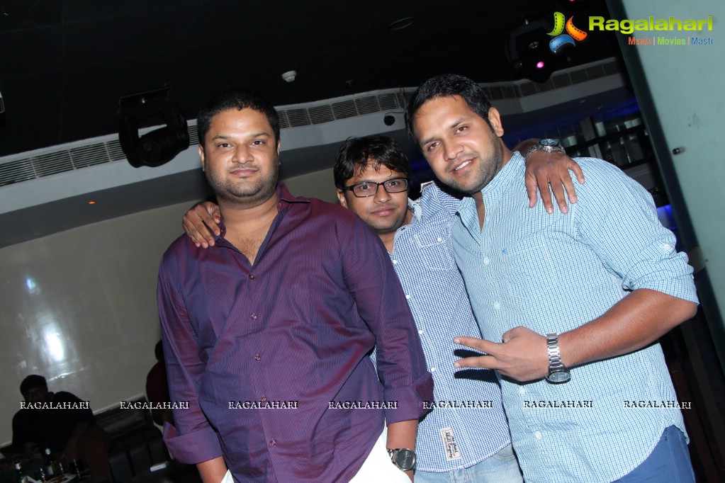 Arwa Sandeep Birthday Bash 2014 at Rain Pub, Hyderabad