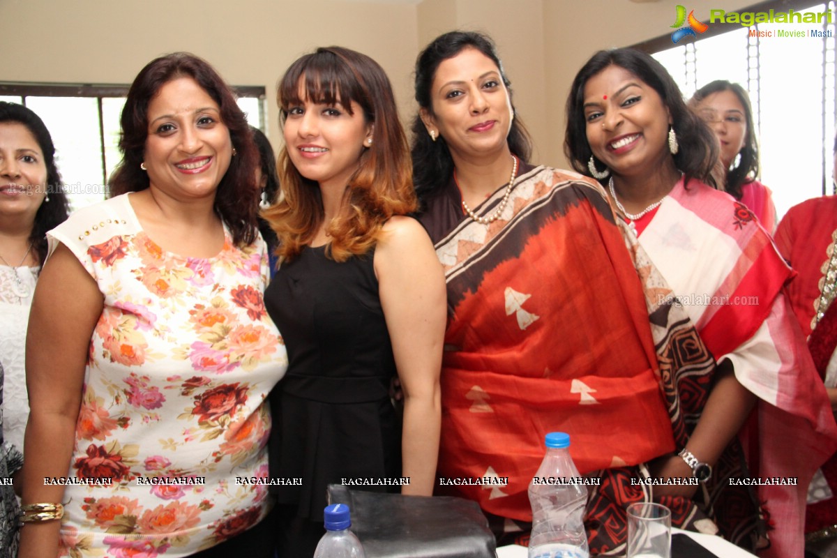 Expert Ash Kaur's Live Session on Make Up & Grooming