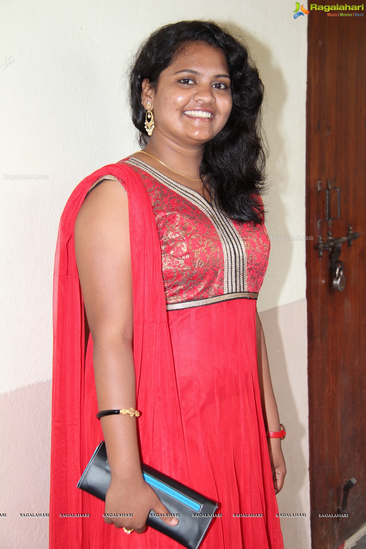 Bhavan's Vivekananda College Freshers Party 2014