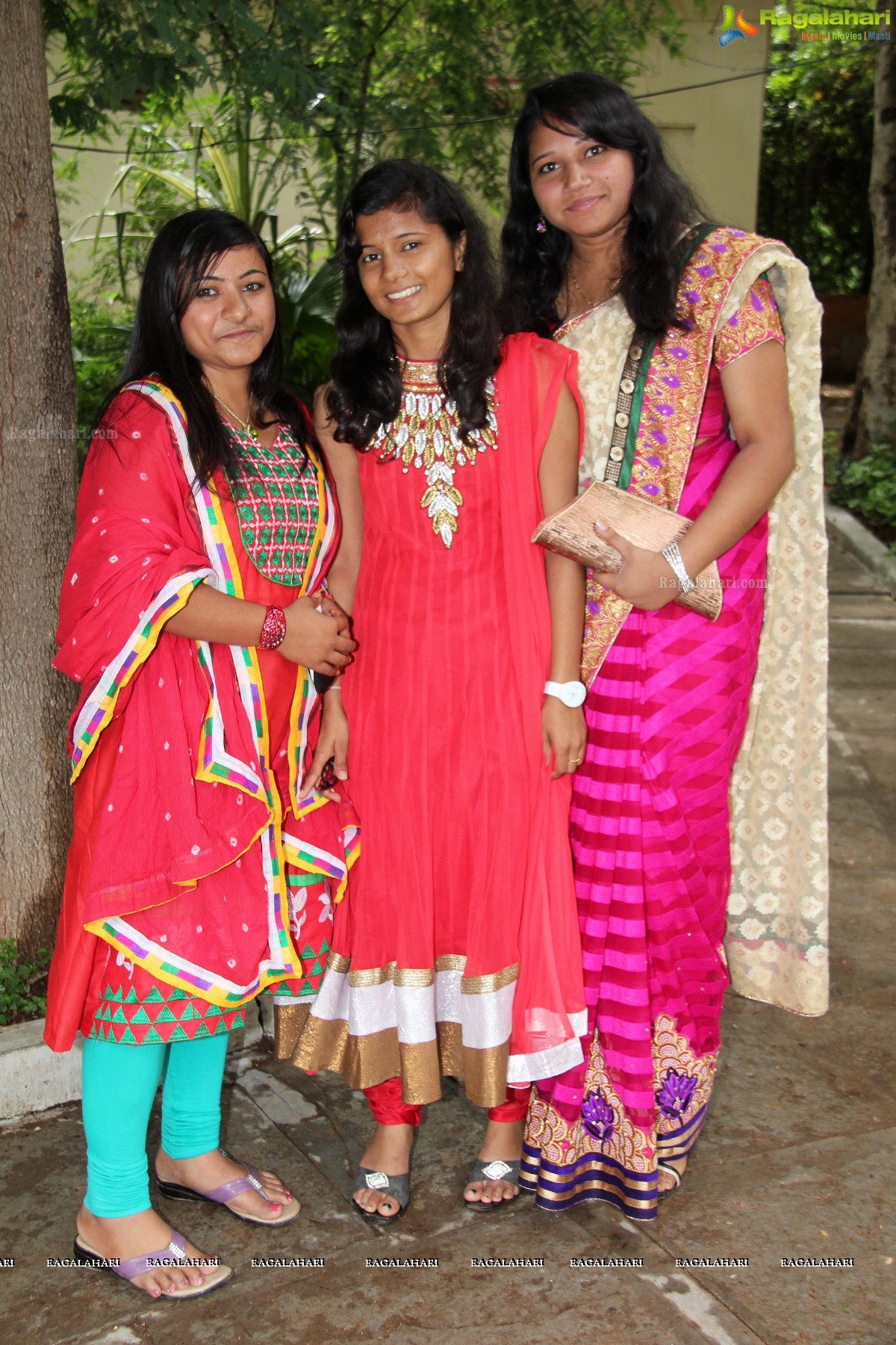 Bhavan's Vivekananda College Freshers Party 2014