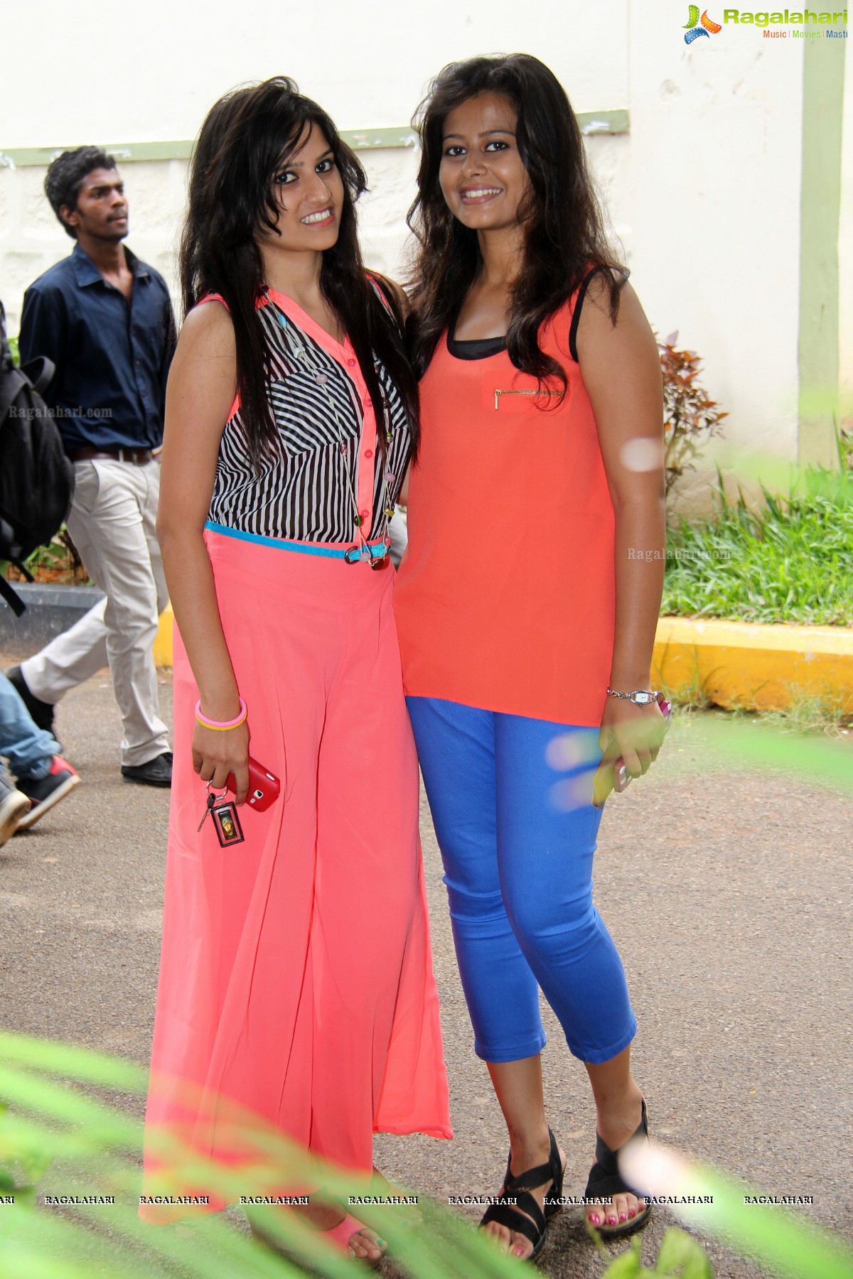 Bhavan's Vivekananda College Freshers Party 2014