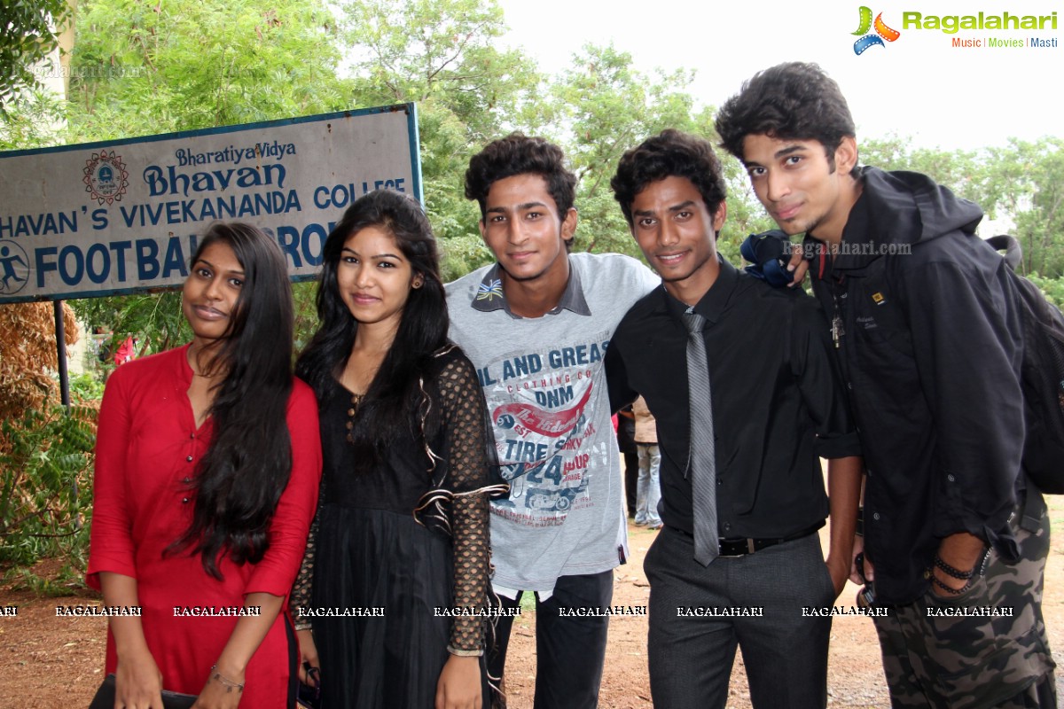 Bhavan's Vivekananda College Freshers Party 2014