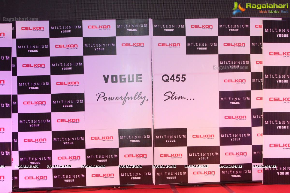 Sania Mirza launches Celkon Millennium Vogue Q455 in Hyderabad