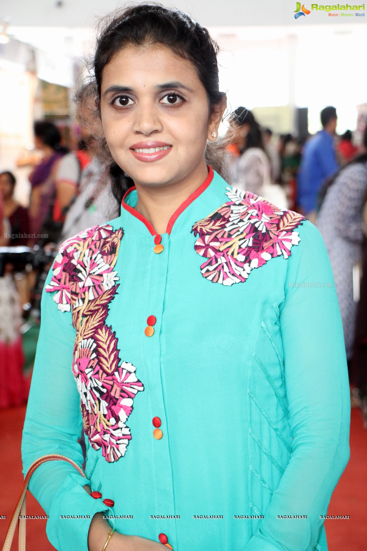 Pinky Reddy inaugurates Deep Mela 2014 - Deepshikha Mahila Club Annual Fund Raising Exhibition