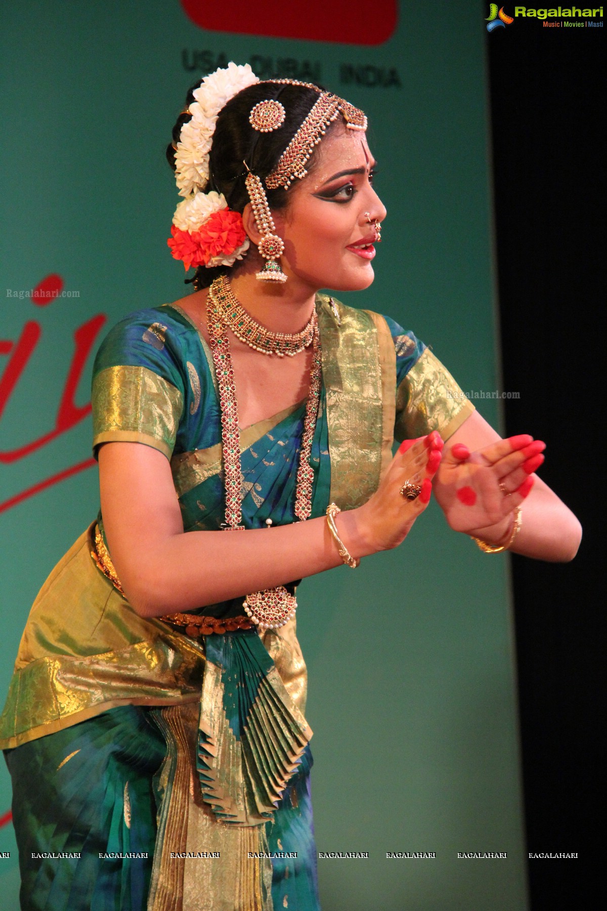 Bharatanatyam by Akhila Kovvuri at Telugu University Auditorium, Hyderabad 