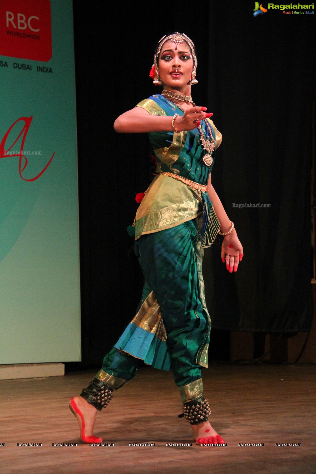 Bharatanatyam by Akhila Kovvuri at Telugu University Auditorium, Hyderabad 