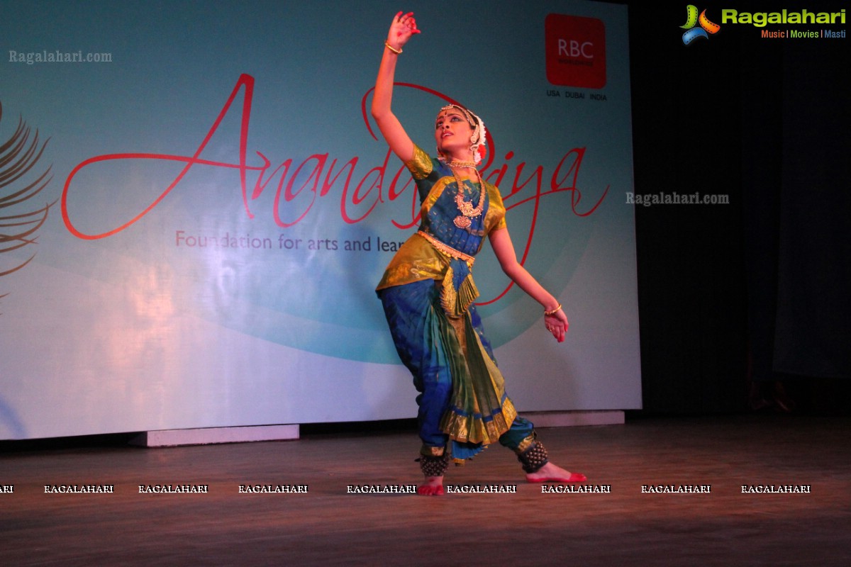 Bharatanatyam by Akhila Kovvuri at Telugu University Auditorium, Hyderabad 